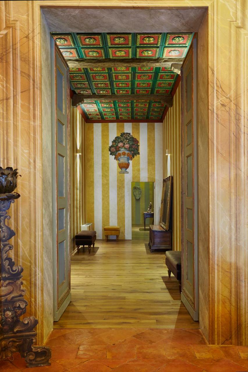 ボローニャ Palazzo Di Alcina - Residenza D'Epoca - Luxury- Bed & Breakfast エクステリア 写真