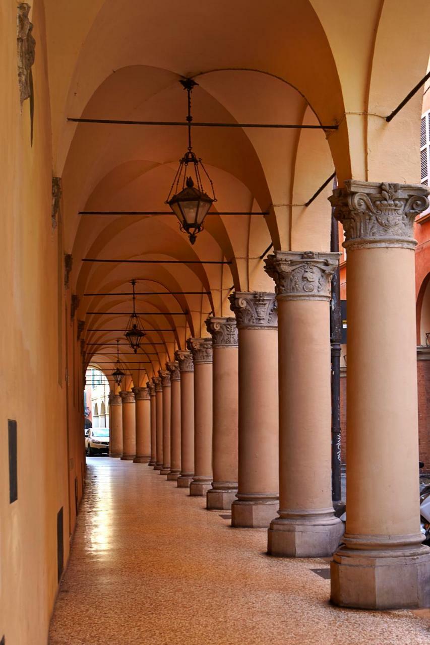 ボローニャ Palazzo Di Alcina - Residenza D'Epoca - Luxury- Bed & Breakfast エクステリア 写真