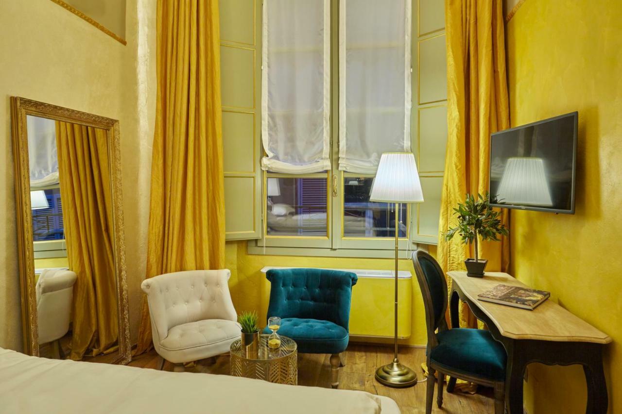 ボローニャ Palazzo Di Alcina - Residenza D'Epoca - Luxury- Bed & Breakfast エクステリア 写真