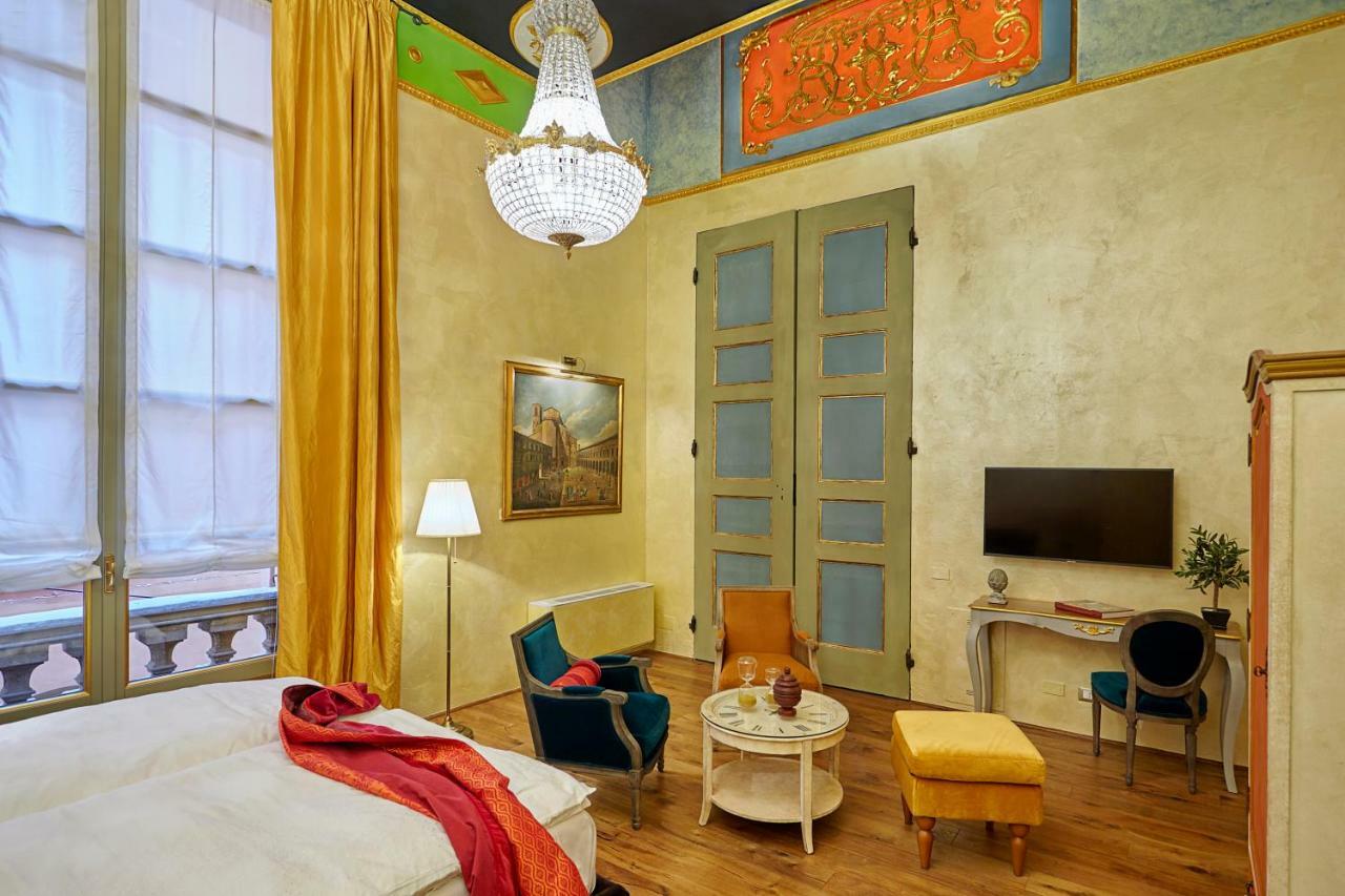 ボローニャ Palazzo Di Alcina - Residenza D'Epoca - Luxury- Bed & Breakfast エクステリア 写真