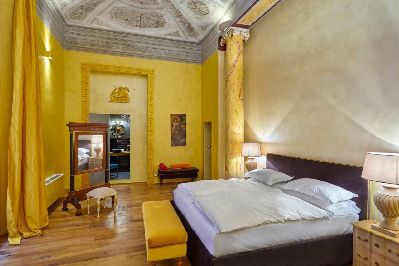 ボローニャ Palazzo Di Alcina - Residenza D'Epoca - Luxury- Bed & Breakfast エクステリア 写真